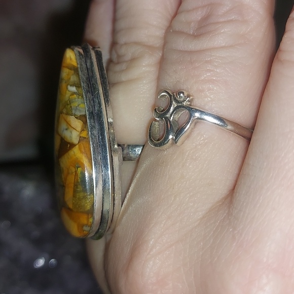 Brecciated Bumble Bee Jasper Teardrop Ring - Picture 3 of 8